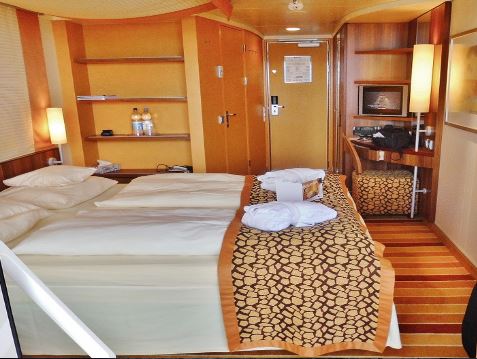 globe travel location cabine bateau voilier catamaran