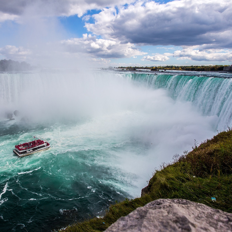 globe-travel-voyage-chutes-niagara-canada globe-travel-voyage-chutes-niagara-canada