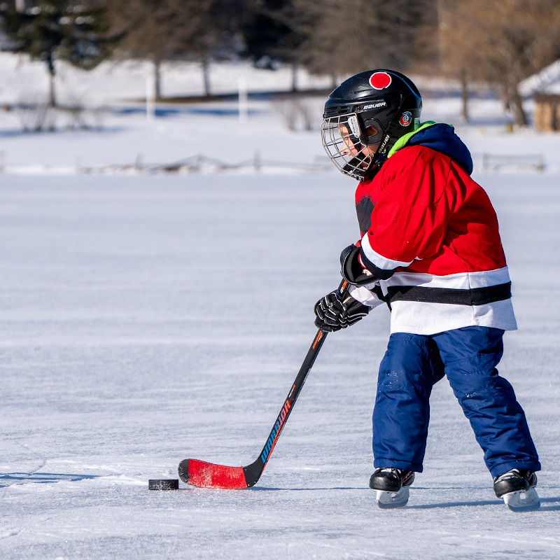 globe-travel-voyage-canada-hockey globe-travel-voyage-hockey-canada